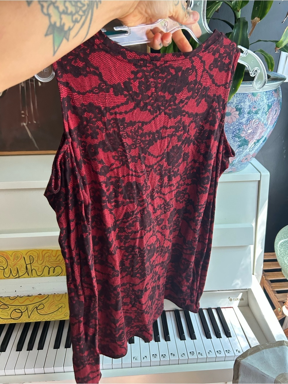 Michael Kors Red and Black Lace-Print Cold-Shoulder Long Sleeve Top - Picture 5 of 12